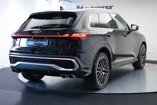 AUDI SQ5 TFSI quattro S-tronic *Luftfederung* *Panorama* *Leder* *HuD*