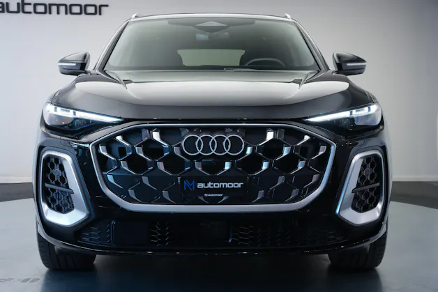 AUDI SQ5 TFSI quattro S-tronic *Luftfederung* *Panorama* *Leder* *HuD*