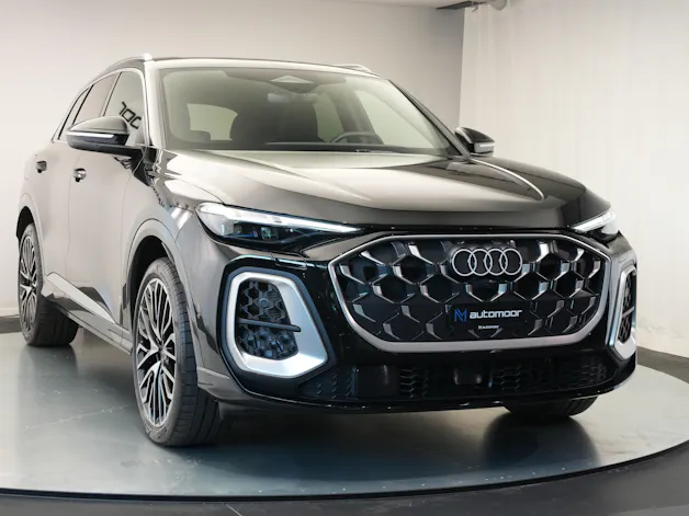 AUDI SQ5 TFSI quattro S-tronic *Luftfederung* *Panorama* *Leder* *HuD*