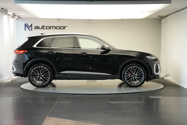 AUDI SQ5 TFSI quattro S-tronic *Luftfederung* *Panorama* *Leder* *HuD*