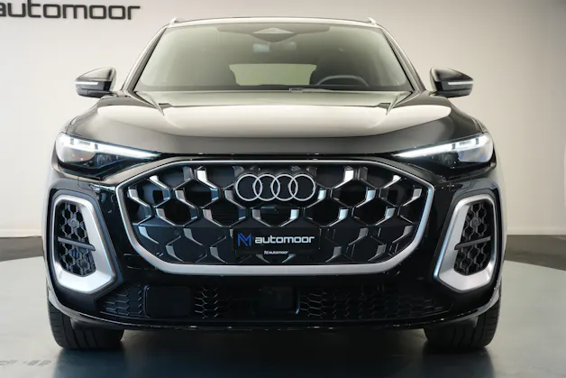 AUDI SQ5 TFSI quattro S-tronic *Luftfederung* *Panorama* *Leder* *HuD*