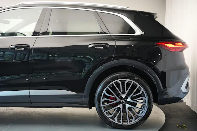 AUDI SQ5 TFSI quattro S-tronic *Luftfederung* *Panorama* *Leder* *HuD*