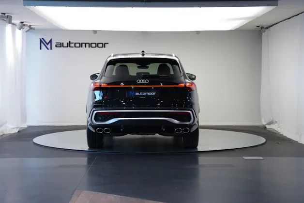 AUDI SQ5 TFSI quattro S-tronic *Luftfederung* *Panorama* *Leder* *HuD*