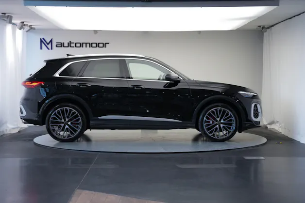 AUDI SQ5 TFSI quattro S-tronic *Luftfederung* *Panorama* *Leder* *HuD*