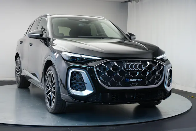 AUDI SQ5 TFSI quattro S-tronic *Luftfederung* *Panorama* *Leder* *HuD*
