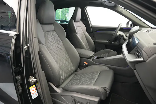 AUDI SQ5 TFSI quattro S-tronic *Luftfederung* *Panorama* *Leder* *HuD*