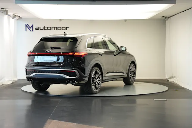 AUDI SQ5 TFSI quattro S-tronic *Luftfederung* *Panorama* *Leder* *HuD*
