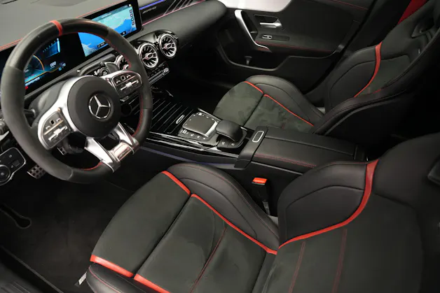 MERCEDES-BENZ CLA 45 S AMG 4Matic+ 8G-DCT *CH-Fahrzeug* *Aero Paket* *Schalensitze*