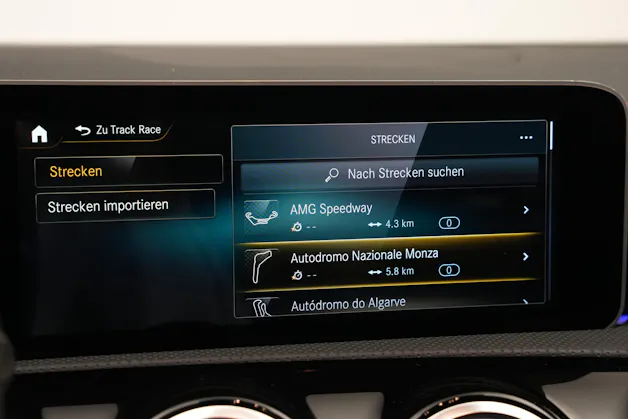 MERCEDES-BENZ CLA 45 S AMG 4Matic+ 8G-DCT *CH-Fahrzeug* *Aero Paket* *Schalensitze*