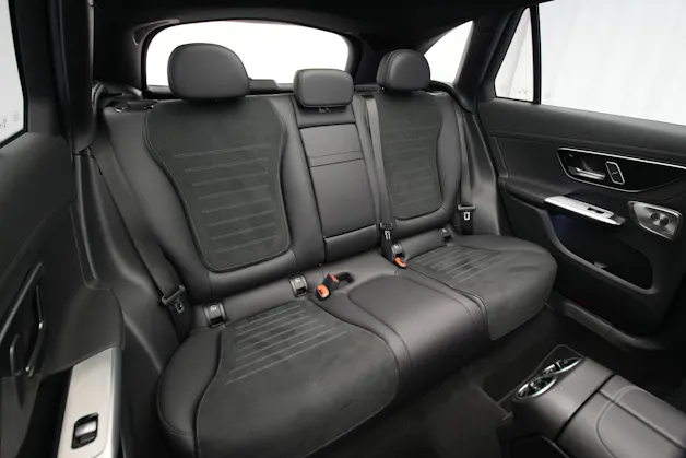 MERCEDES-BENZ GLC 300 e 4Matic 9G-Tronic *CH-Fahrzeug* *AHK*
