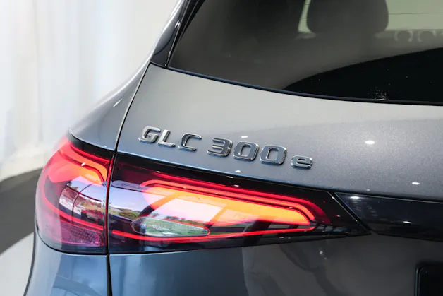 MERCEDES-BENZ GLC 300 e 4Matic 9G-Tronic *CH-Fahrzeug* *AHK*