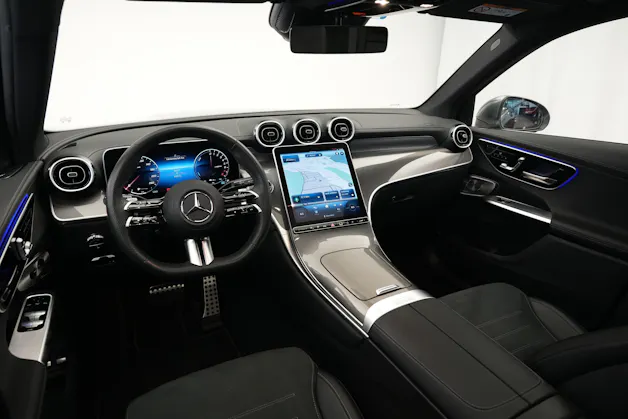 MERCEDES-BENZ GLC 300 e 4Matic 9G-Tronic *CH-Fahrzeug* *AHK*