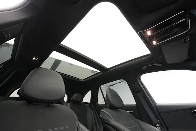 MERCEDES-BENZ GLC 300 e 4Matic 9G-Tronic *CH-Fahrzeug* *AHK*
