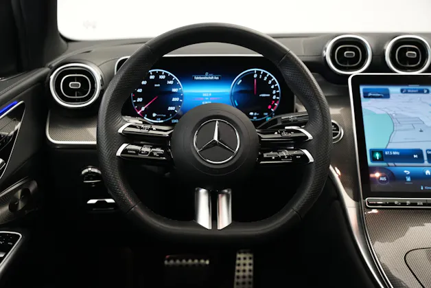MERCEDES-BENZ GLC 300 e 4Matic 9G-Tronic *CH-Fahrzeug* *AHK*