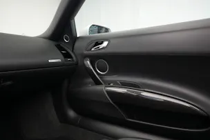 AUDI R8 Spyder 5.2 S-Tronic *Carbon* *B&O* *Keramik*