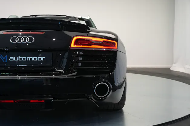 AUDI R8 Spyder 5.2 S-Tronic *Carbon* *B&O* *Keramik*