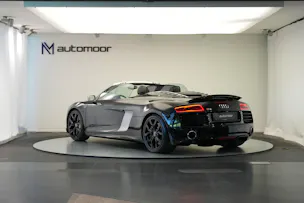 AUDI R8 Spyder 5.2 S-Tronic *Carbon* *B&O* *Keramik*