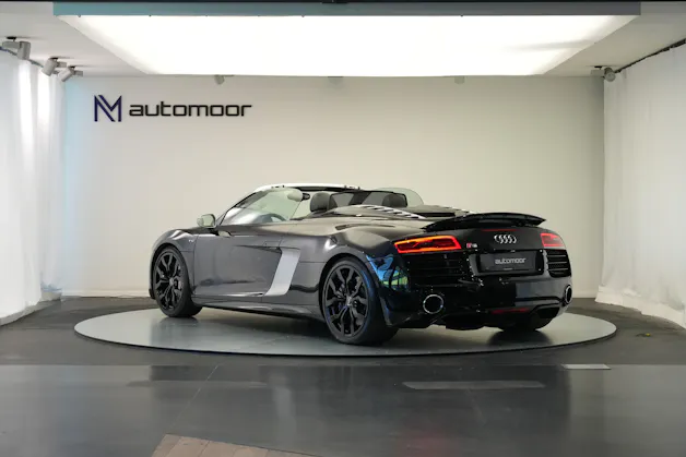 AUDI R8 Spyder 5.2 S-Tronic *Carbon* *B&O* *Keramik*