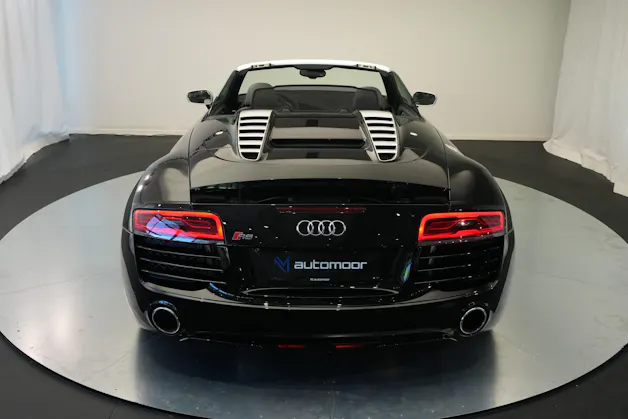 AUDI R8 Spyder 5.2 S-Tronic *Carbon* *B&O* *Keramik*