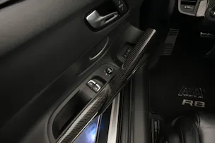AUDI R8 Spyder 5.2 S-Tronic *Carbon* *B&O* *Keramik*