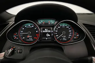 AUDI R8 Spyder 5.2 S-Tronic *Carbon* *B&O* *Keramik*