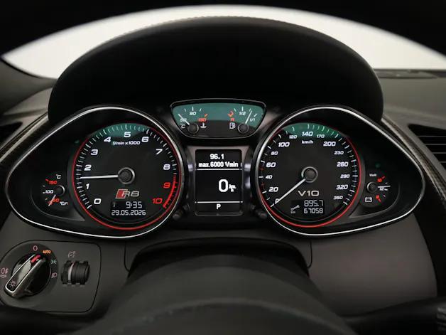 AUDI R8 Spyder 5.2 S-Tronic *Carbon* *B&O* *Keramik*
