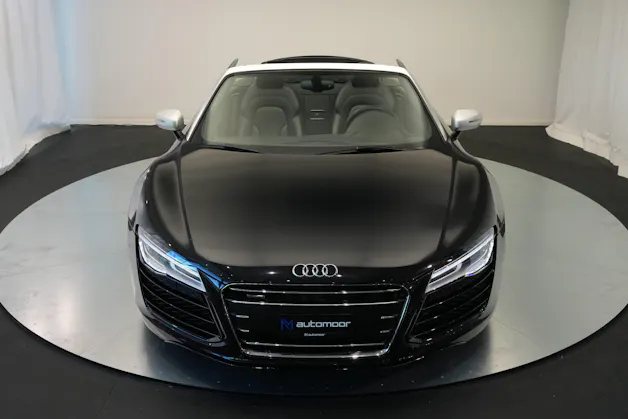 AUDI R8 Spyder 5.2 S-Tronic *Carbon* *B&O* *Keramik*