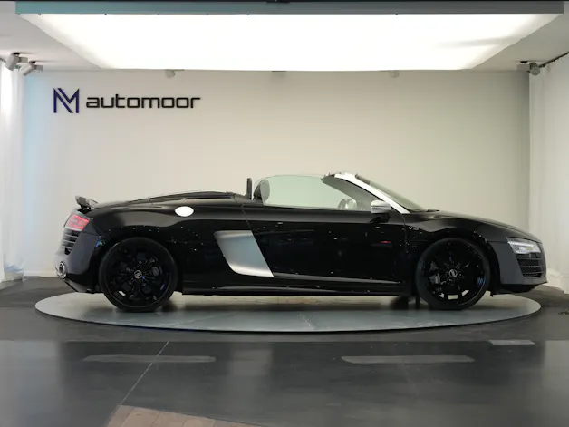 AUDI R8 Spyder 5.2 S-Tronic *Carbon* *B&O* *Keramik*