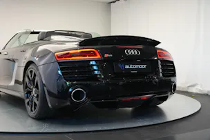 AUDI R8 Spyder 5.2 S-Tronic *Carbon* *B&O* *Keramik*