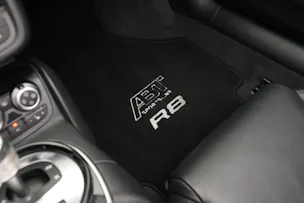AUDI R8 Spyder 5.2 S-Tronic *Carbon* *B&O* *Keramik*
