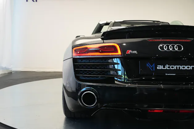 AUDI R8 Spyder 5.2 S-Tronic *Carbon* *B&O* *Keramik*