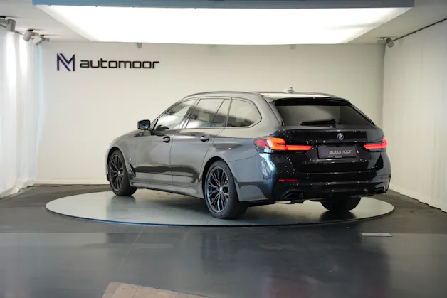 BMW 520d xDrive 48V Touring M Sport Steptronic *CH-Fahrzeug* *Sophistograu*