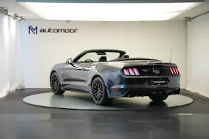 FORD Mustang Convertible 5.0 V8 GT Automat