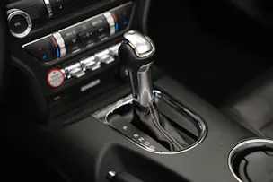 FORD Mustang Convertible 5.0 V8 GT Automat