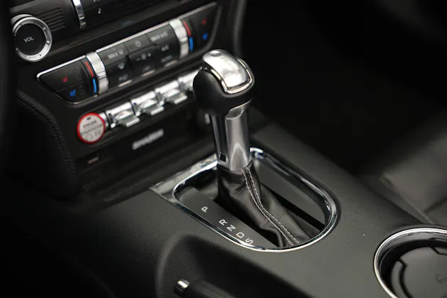 FORD Mustang Convertible 5.0 V8 GT Automat