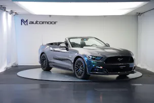 FORD Mustang Convertible 5.0 V8 GT Automat