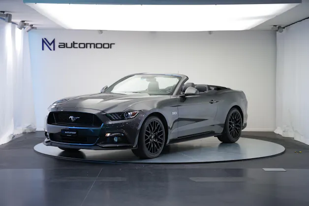 FORD Mustang Convertible 5.0 V8 GT Automat