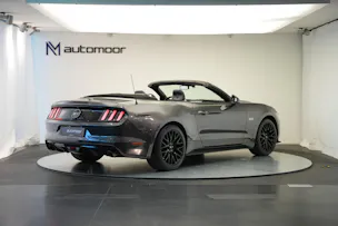 FORD Mustang Convertible 5.0 V8 GT Automat