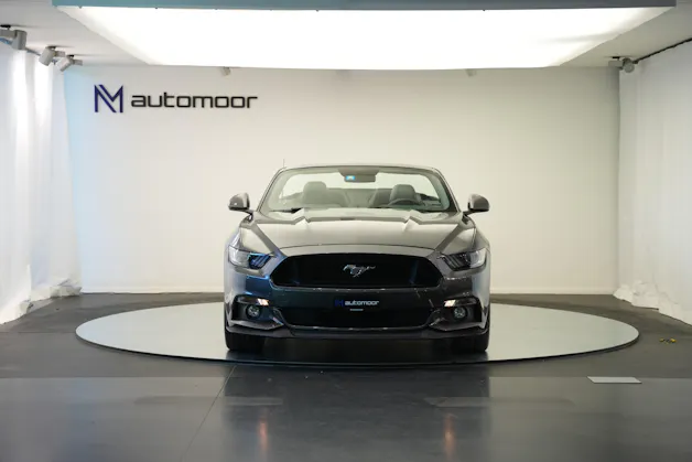 FORD Mustang Convertible 5.0 V8 GT Automat