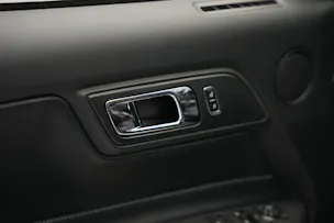 FORD Mustang Convertible 5.0 V8 GT Automat