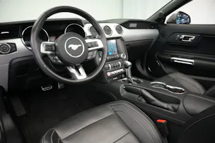 FORD Mustang Convertible 5.0 V8 GT Automat