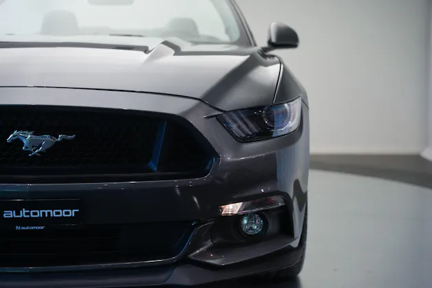 FORD Mustang Convertible 5.0 V8 GT Automat