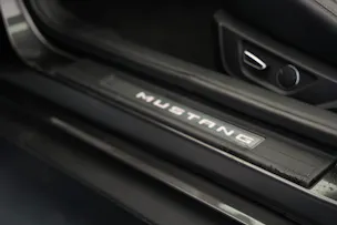 FORD Mustang Convertible 5.0 V8 GT Automat