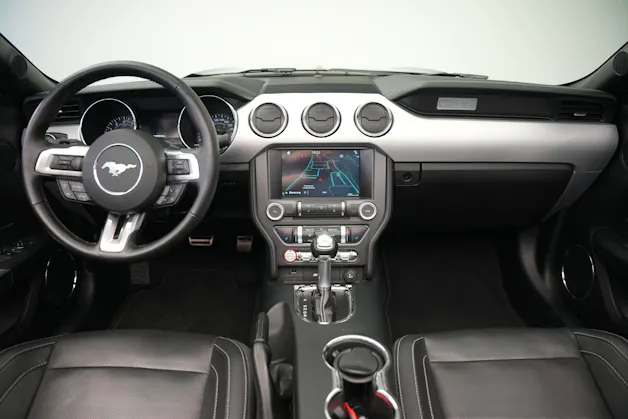 FORD Mustang Convertible 5.0 V8 GT Automat
