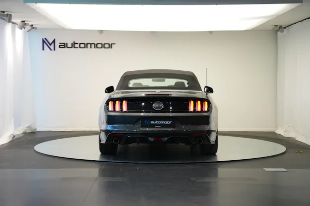 FORD Mustang Convertible 5.0 V8 GT Automat