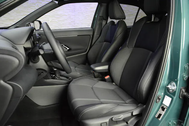 Toyota Yaris Cross 1.5 VVT-i HSD Premium AWD-i