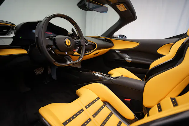 FERRARI SF90 Spider *Novitec* *Daytona* *Carbon* *Nero Daytona*