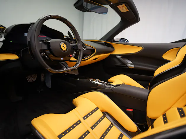 FERRARI SF90 Spider *Novitec* *Daytona* *Carbon* *Nero Daytona*