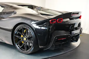 FERRARI SF90 Spider *Novitec* *Daytona* *Carbon* *Nero Daytona*