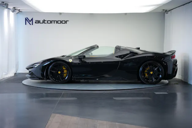 FERRARI SF90 Spider *Novitec* *Daytona* *Carbon* *Nero Daytona*